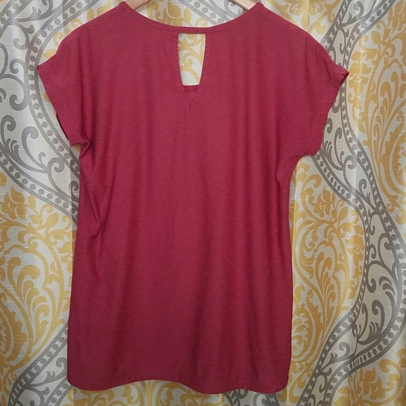 Tuff Athletics Raspberry Top - Picture 2 of 9